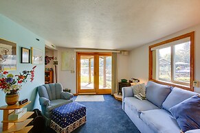 Lakefront Cadillac Retreat w/ Sauna + Boating!