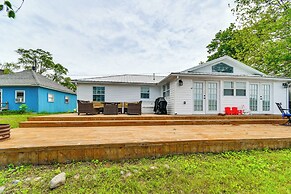 Lakefront Gladwin Vacation Rental w/ Deck & Dock!