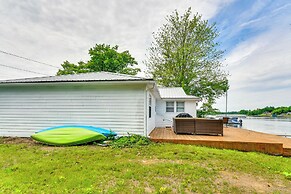 Lakefront Gladwin Vacation Rental w/ Deck & Dock!