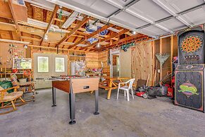 Gladwin Lakefront Cottage w/ Deck, Grill!