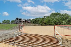 'the Hideaway' Secluded & Spacious Schulenburg Gem