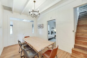 'the Hideaway' Secluded & Spacious Schulenburg Gem