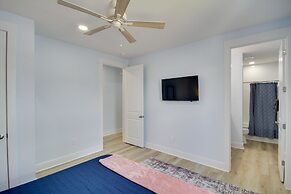 Sunny Gulfport Vacation Rental: Walk to Beaches!