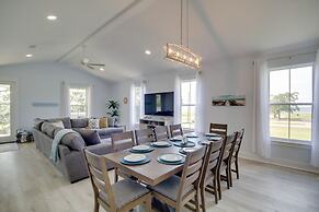 Sunny Gulfport Vacation Rental: Walk to Beaches!