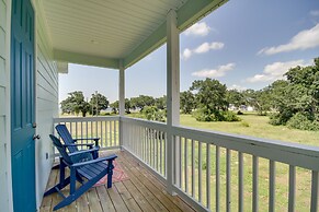Sunny Gulfport Vacation Rental: Walk to Beaches!