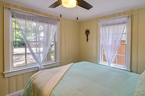 Cozy 3 Oaks Cottage in Gulfport: Close to Beach!