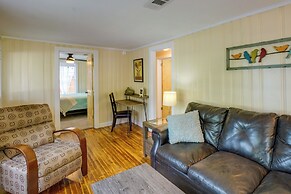 Cozy 3 Oaks Cottage in Gulfport: Close to Beach!