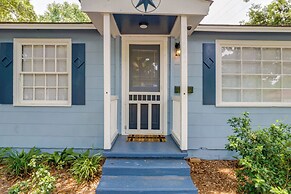 Cozy 3 Oaks Cottage in Gulfport: Close to Beach!