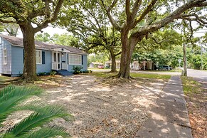 Cozy 3 Oaks Cottage in Gulfport: Close to Beach!