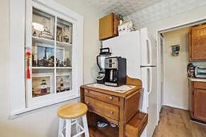 Boyne City Cottage: Walk to Downtown & Lake!