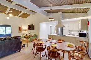 Greers Ferry Hideaway: Lake View, Boat Ramp Access