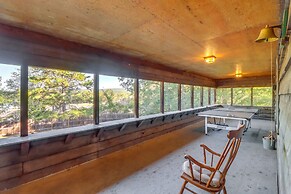 Greers Ferry Hideaway: Lake View, Boat Ramp Access