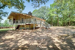 Greers Ferry Hideaway: Lake View, Boat Ramp Access