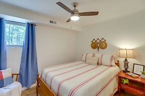 Greers Ferry Hideaway: Lake View, Boat Ramp Access