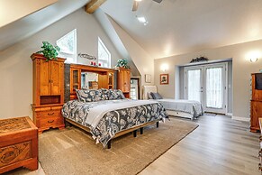 Palmer Getaway w/ Mountain Views & Fire Pit!