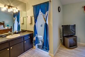 Pet-friendly Sebastian Home: w/ Porch + Lake View!