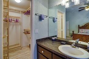 Pet-friendly Sebastian Home: w/ Porch + Lake View!