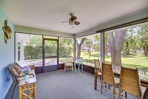 Pet-friendly Sebastian Home: w/ Porch + Lake View!