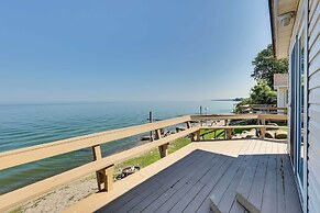 Scenic Geneva Cottage w/ Lake Erie Beach Access!