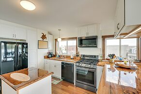 Ocean-view Apt in the Heart of Southwest Harbor!