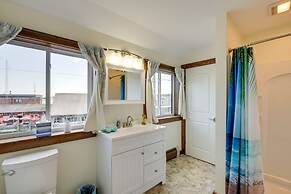 Ocean-view Apt in the Heart of Southwest Harbor!