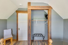 Remodeled Kalispell Farmhouse w/ Mountain Views