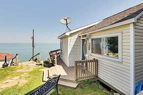 Lakefront Geneva Vacation Rental - Walk to Strip!