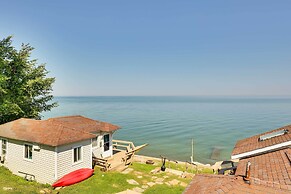 Lakefront Geneva Vacation Rental - Walk to Strip!