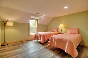 Unique Cotter Getaway w/ Deck & Outdoor Dining!
