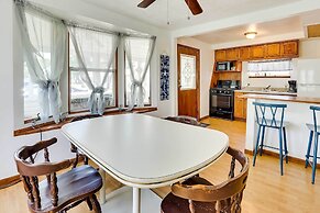 Waterfront Lake Erie Vacation Rental on the Strip!