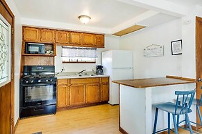 Waterfront Lake Erie Vacation Rental on the Strip!