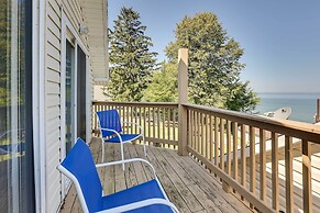 Waterfront Lake Erie Vacation Rental on the Strip!