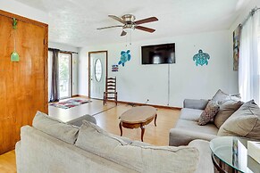 Waterfront Lake Erie Vacation Rental on the Strip!