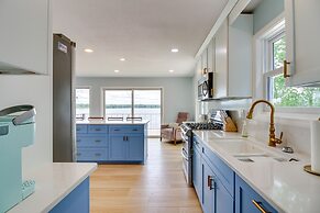 Nisswa Lake Getaway w/ Hot Tub + Kayaks!