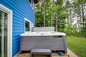 Nisswa Lake Getaway w/ Hot Tub + Kayaks!