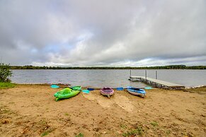 Nisswa Lake Getaway w/ Hot Tub + Kayaks!