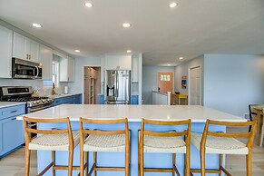 Nisswa Lake Getaway w/ Hot Tub + Kayaks!