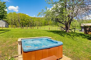 Mars Hill Vacation Rental w/ Hot Tub & Yard