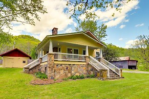 Mars Hill Vacation Rental w/ Hot Tub & Yard