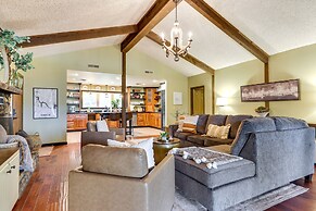 Rustic Iuka Retreat ~ 1/2 Mi to Pickwick Lake!