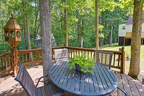 Dog-friendly Home Rental ~ 5 Mi to Cave Run Lake!