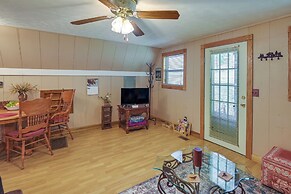 Dog-friendly Home Rental ~ 5 Mi to Cave Run Lake!