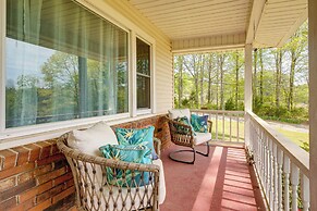 Scottsboro Retreat 4 Mi to Guntersville Lake