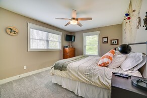 Houghton Lake Home w/ Private Dock + Kayaks!