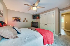 Houghton Lake Home w/ Private Dock + Kayaks!