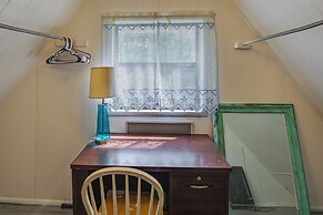 Cozy Country Cabin 4 Mi to Cave Run Lake!