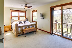 Mountain View & Fire Pit: Rustic Marshall Getaway!