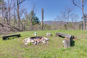 Mountain View & Fire Pit: Rustic Marshall Getaway!
