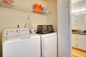 Tucson Oasis: Heated Pool, Tennis Court, Hiking!