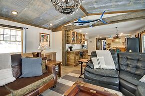 Lakefront Nevis Cabin Escape w/ Hot Tub!